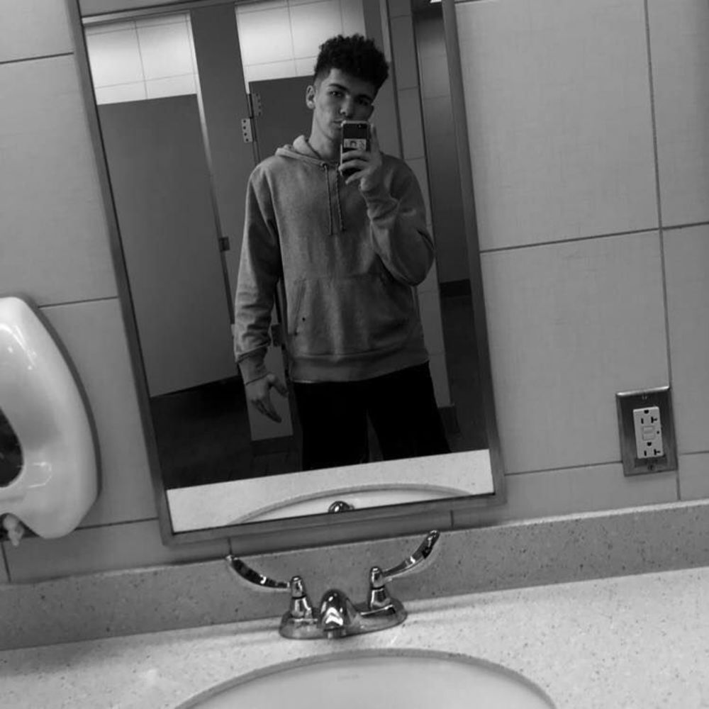 Meet your Posher, Christian